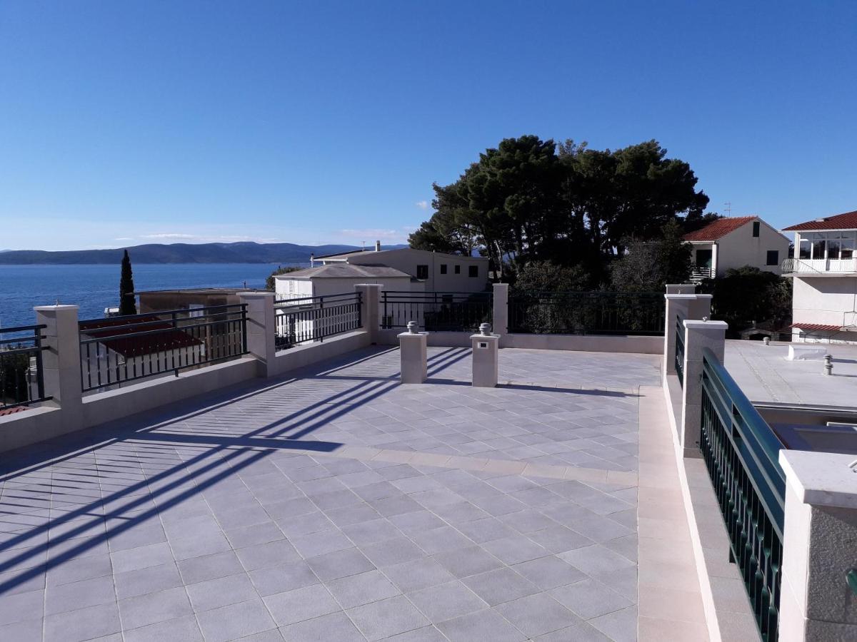 Apartmani Patrick Baška Voda Exteriör bild