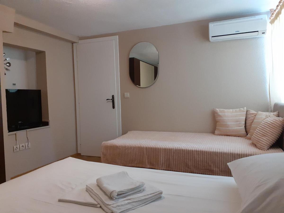 Apartmani Patrick Baška Voda Exteriör bild