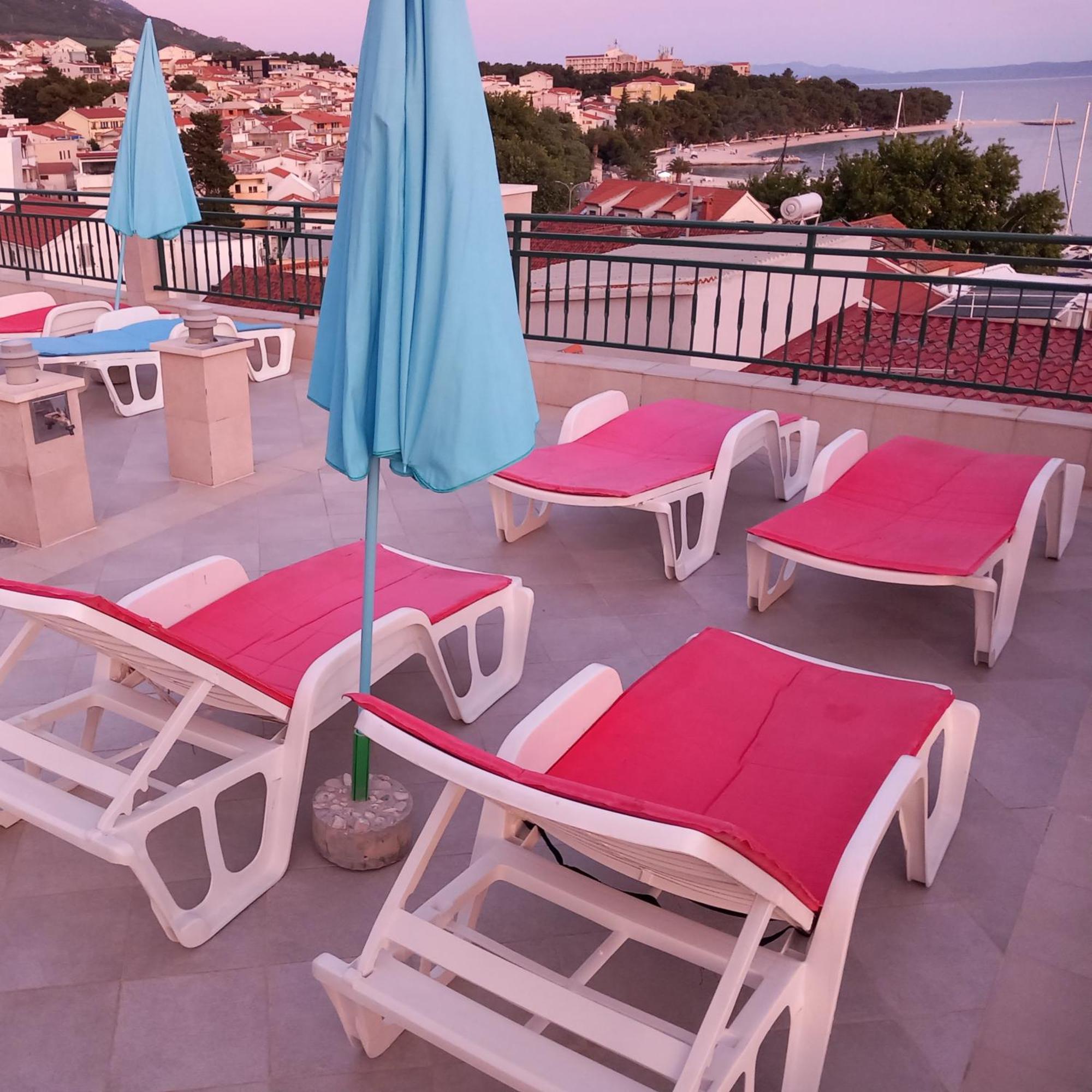 Apartmani Patrick Baška Voda Exteriör bild